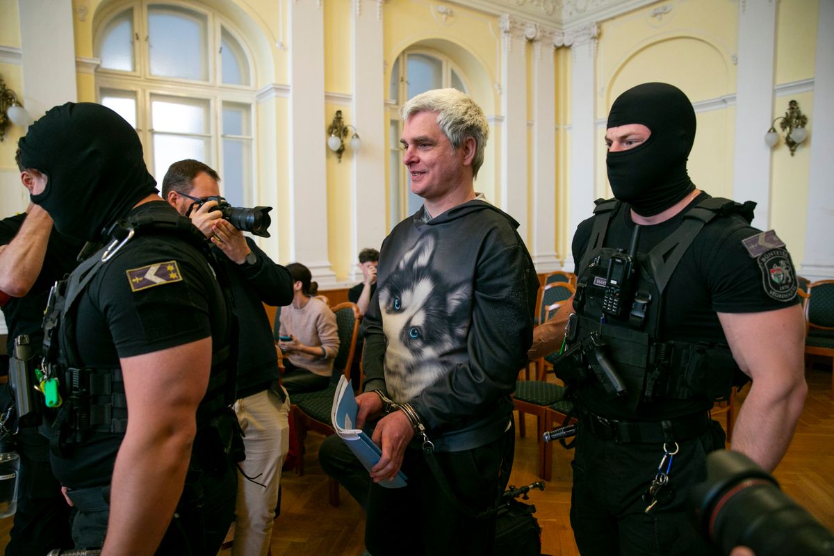 A Kecskeméti Törvényszék dísztermében tartották meg a Till Tamás-ügy előkészítő ülését.
F. János, a Till Tamás-ügy vádlottja.