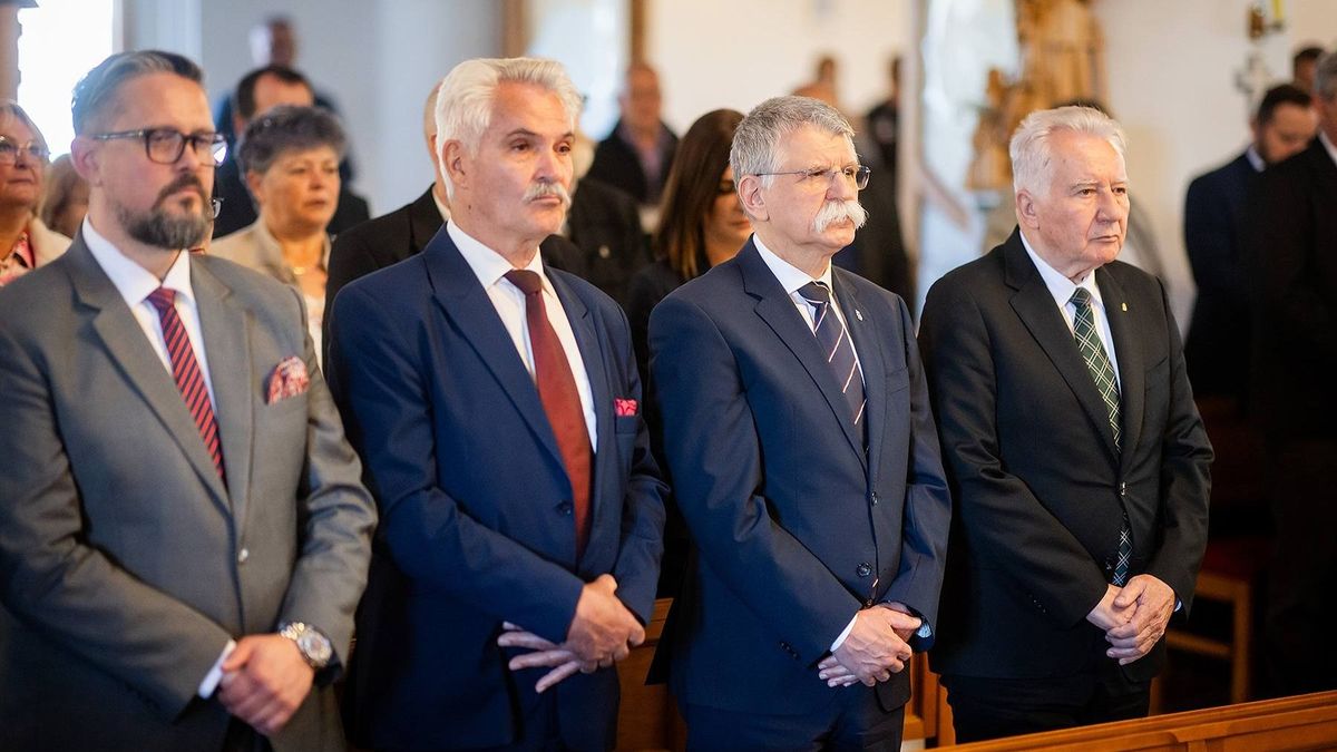 Kövér László: Az elmúlt 16 év nemzetpolitikai sikereit kell tovább építeni