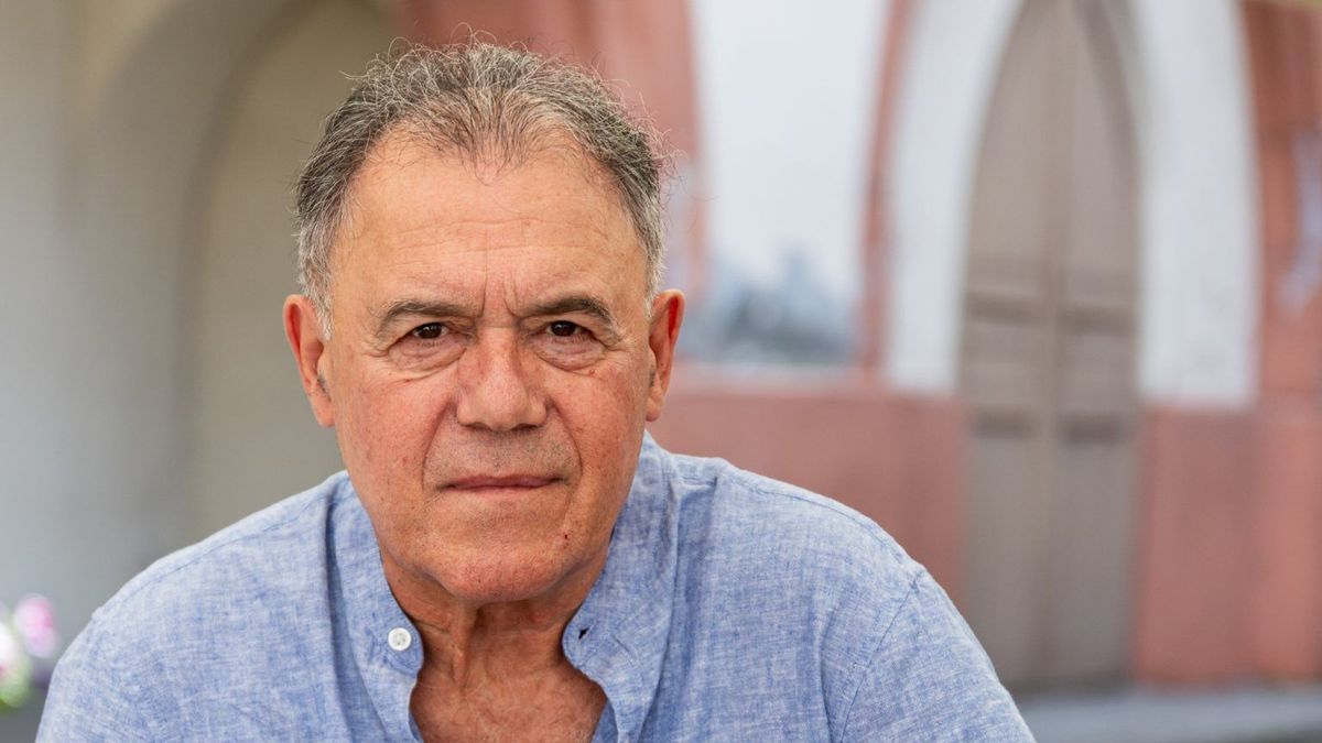 Hetvenéves az Üvegtigris Rókája