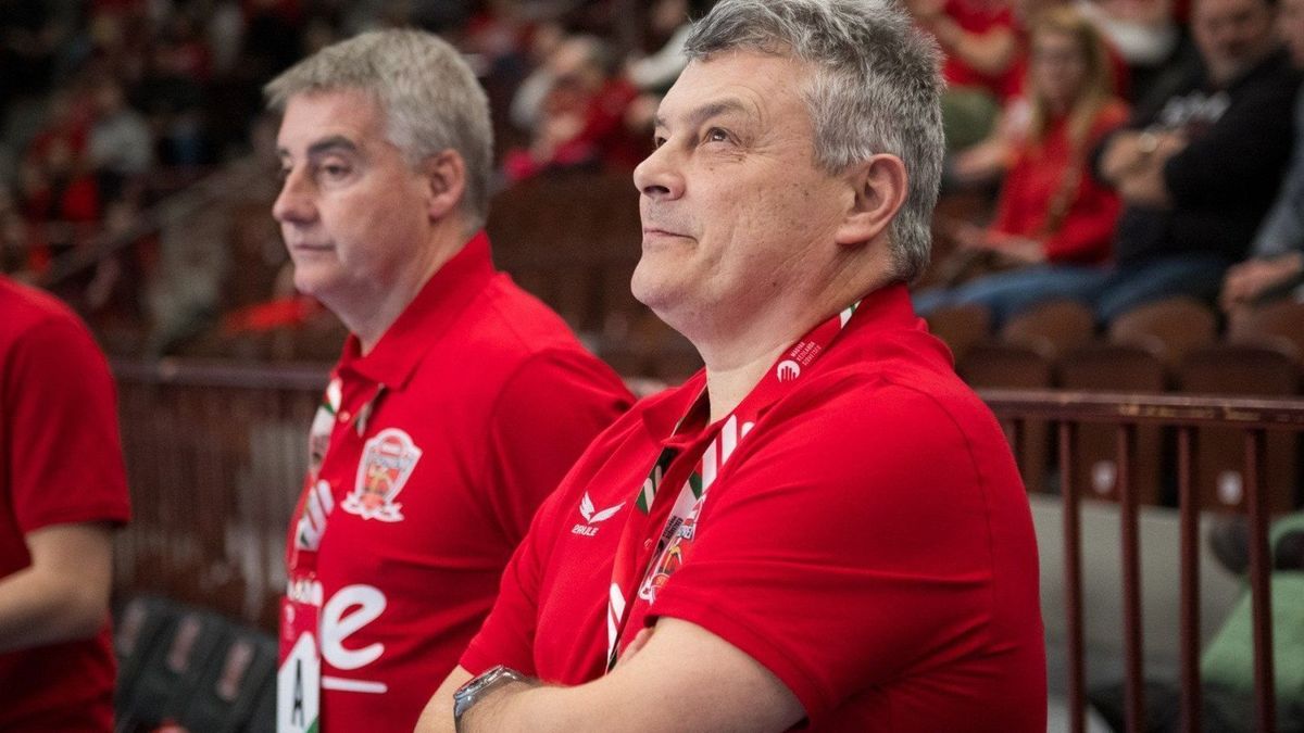 Xavi Pascual megkönnyebbülhet, a One Veszprém a PSG ellen továbbjutott a kézilabda Bajnokok Ligájában, készülhet a Füchse Berlin elleni negyeddöntőre. Mi lesz Bartha Csaba beígért büntetésével?