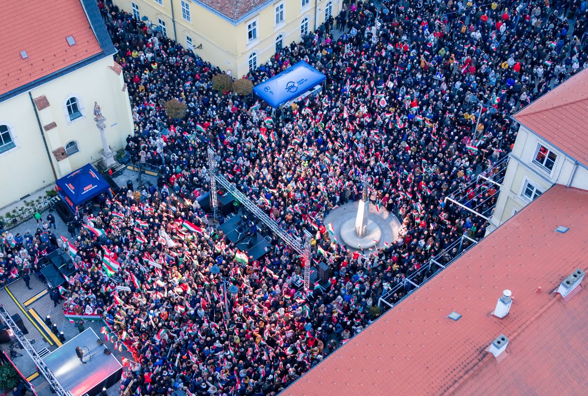Egy tűt sem lehetett leejteni Szombathelyen Orbán Viktor országjárásán