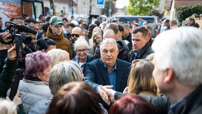 Orbán Viktor országjárás 
kampány