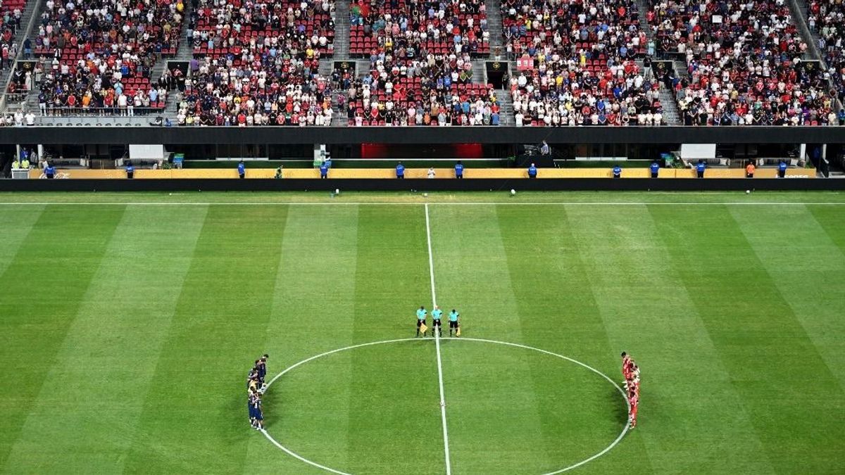 Ezért gyászolnak Szoboszlaiék a PSG–Liverpool BL-meccsen, Marco Rossi is üzent