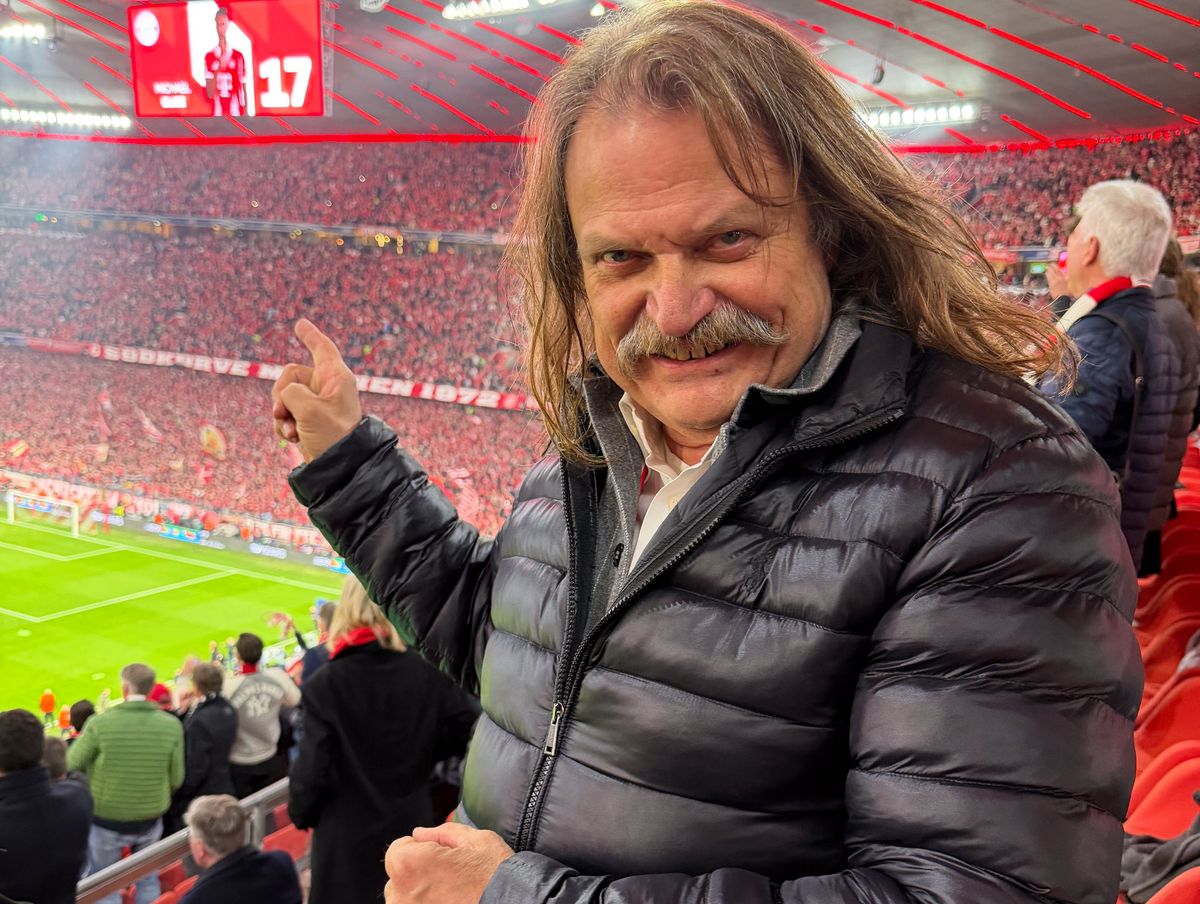 Leslie Mandoki stadionhimnusza kíséri a Bayern München győzelmi menetelését