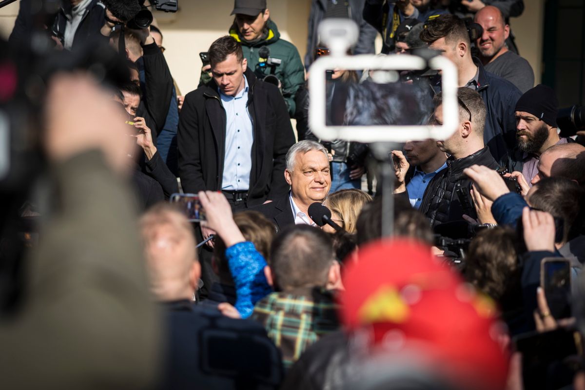 Bóka János közösségi oldalán közölte, hogy Orbán Viktor távol marad a következő EU-csúcstól