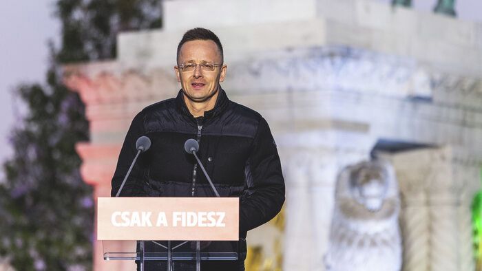 Fidesz kampányzáró
választás
kampány
Szijjártó Péter