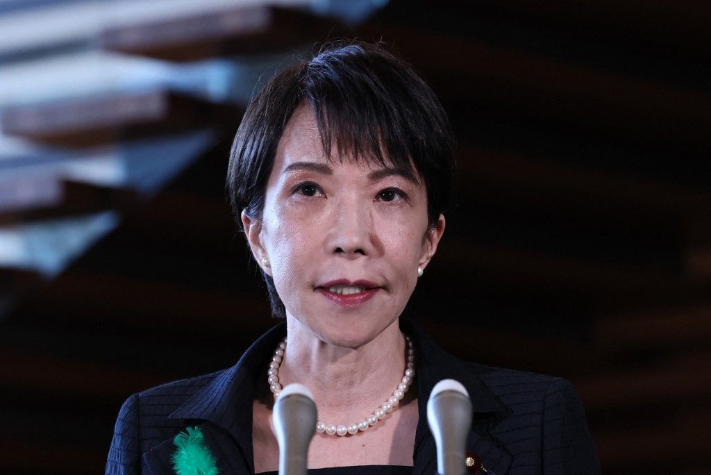 Japanese Prime Minister Sanae Takaichi addresses the media regarding the massive earthquake, which occurred at 16:53, and subsequent tsunami, at her office in Tokyo, Japan, on April 20, 2026. According to the Japan Meteorological Agency, the epicenter was estimated to be about 10 km deep, and the earthquake's magnitude was 7.5 on the Richter scale. The quake registered a seismic intensity of 5+ in Sanpachikamikita, Aomori Prefecture, and 5- in the northern coast, Iwate Prefecture. Tsunami warnings have been issued for the Pacific coast of Hokkaido and Iwate Prefecture. ( The Yomiuri Shimbun ) (Photo by Kaname YONEYAMA / The Yomiuri Shimbun via AFP)