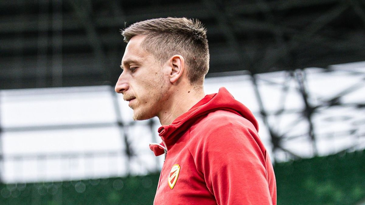 Megkezdődött a tisztogatás, válogatott focistát is száműztek a kieső csapatból