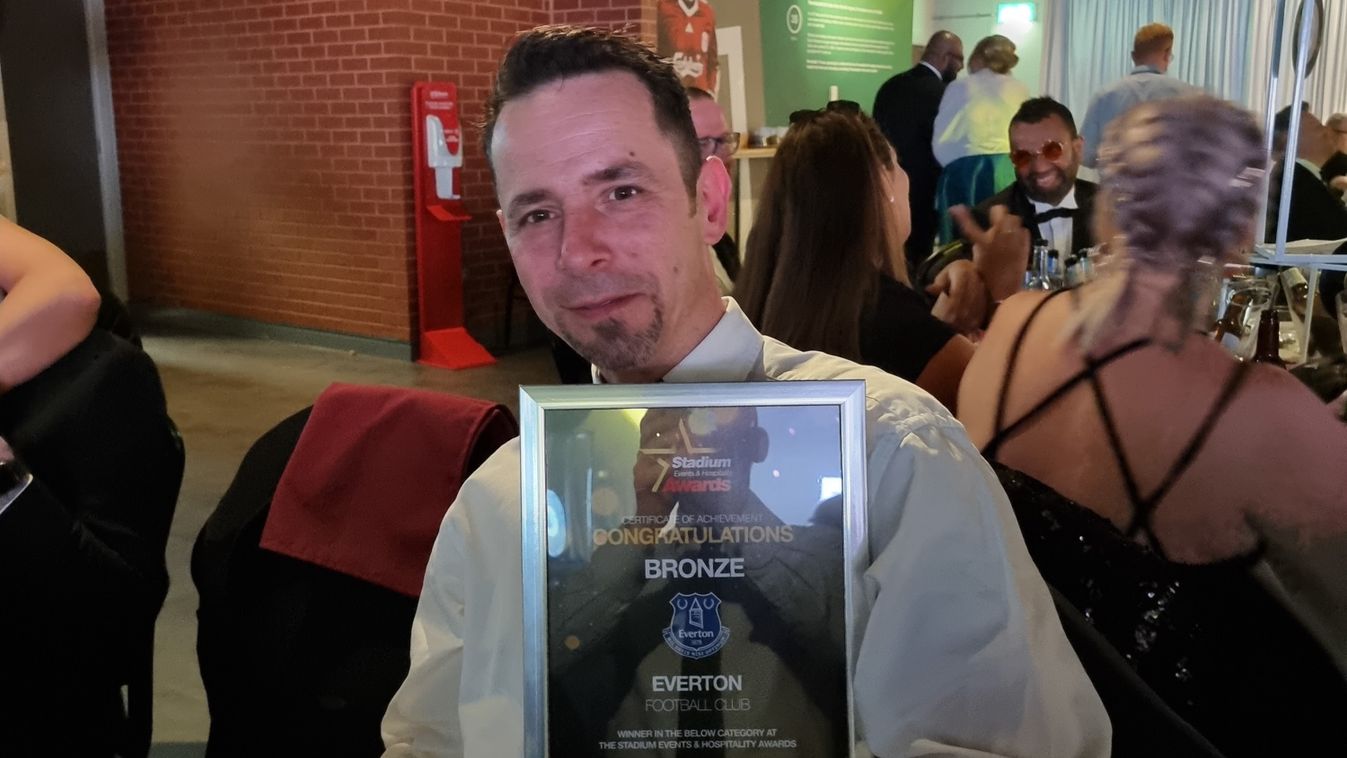 Robi az Evertonnál a legjobb főszakácsnak járó díjat is bezsebelte a többi Premier League-klub konyháját megelőzve 