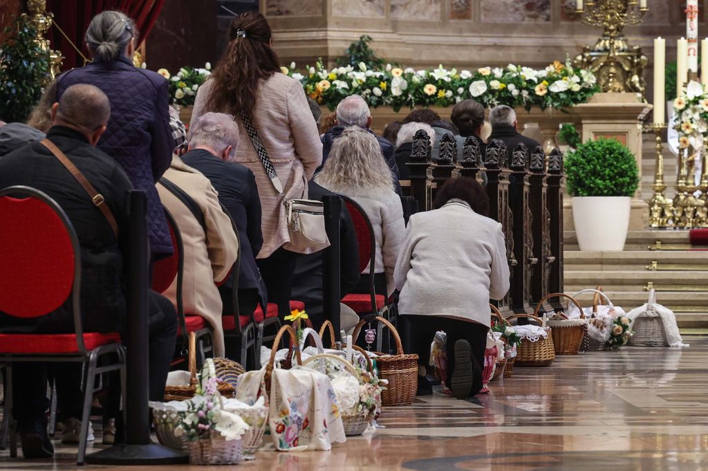 Húsvétvasárnapi ünnepi szentmise