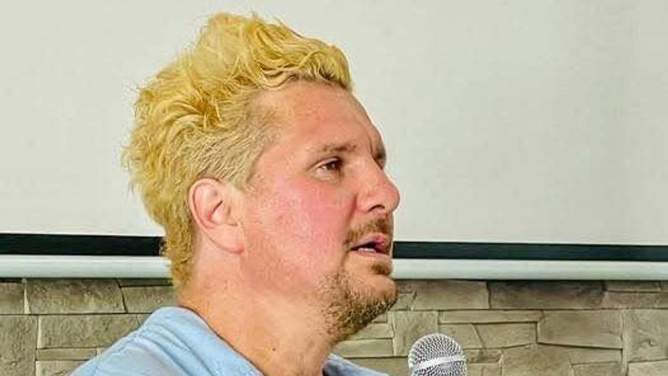 Borítókép: Nagy Ervin színművész (Forrás: Facebook)