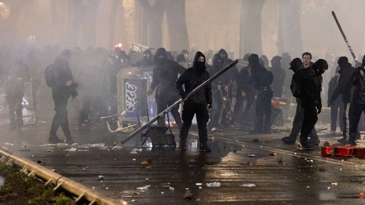 Folytatódik a nyomozás a torinói szélsőbaloldali mozgalom ügyében