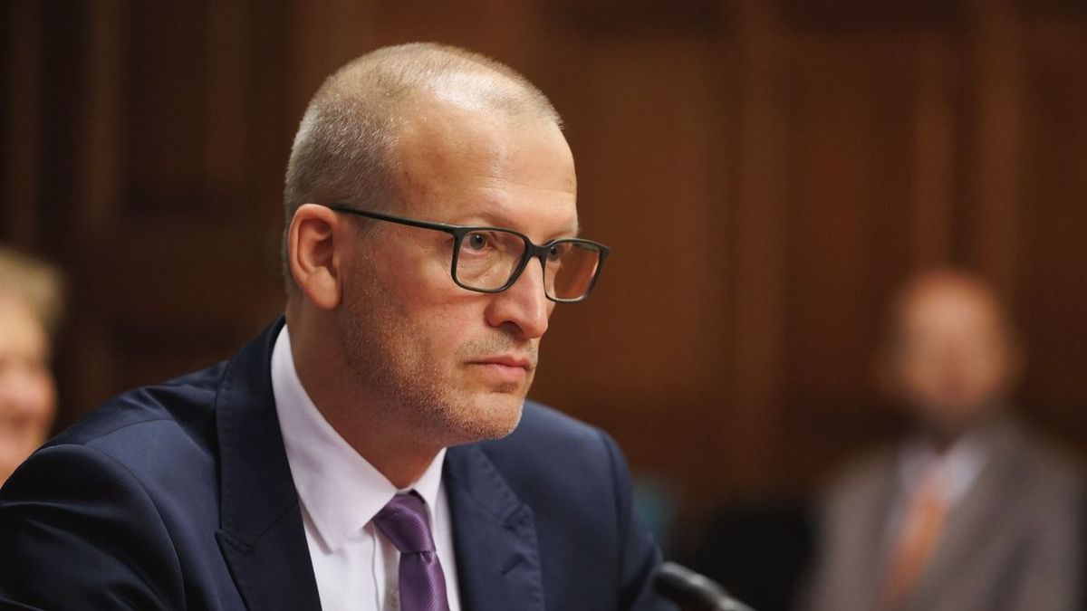 Újabb éles ellentét a Tiszán belül, ezúttal a Mollal kapcsolatban
