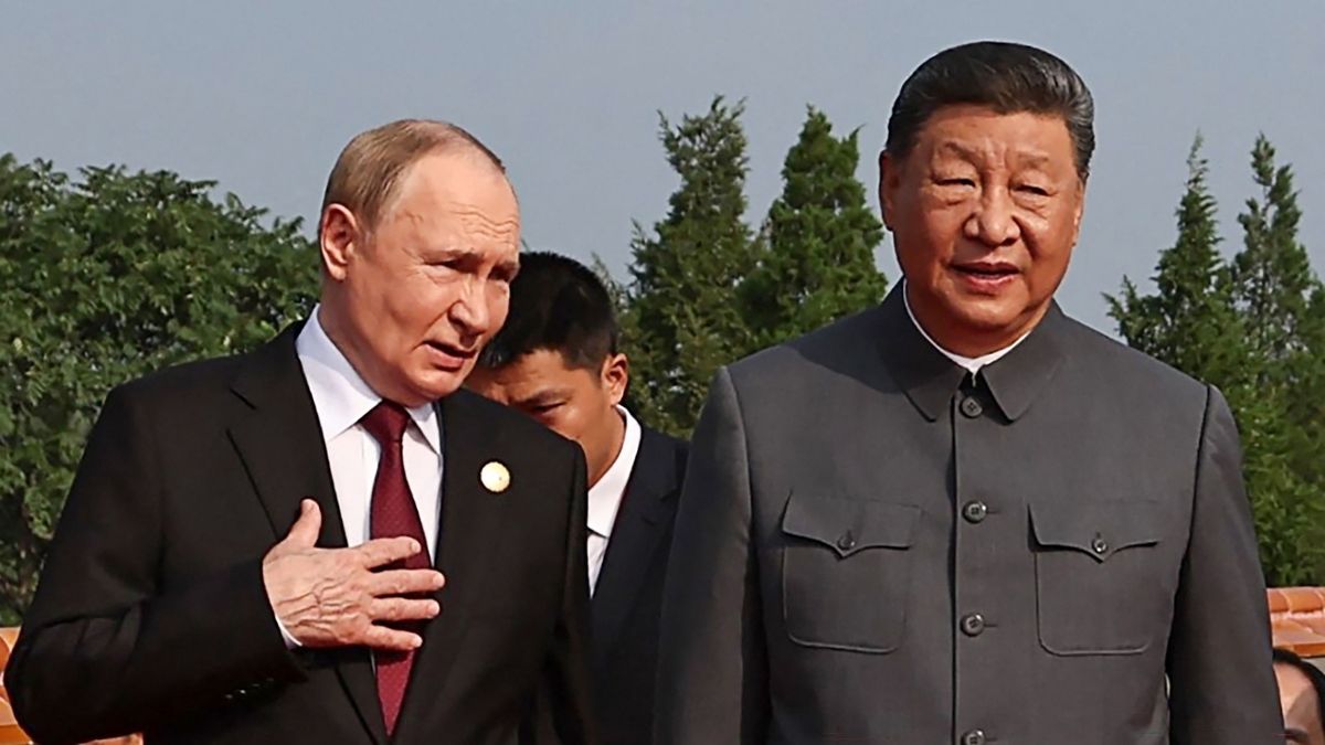 Putyin is Pekingbe utazik, folytatódik a diplomáciai nagyüzem