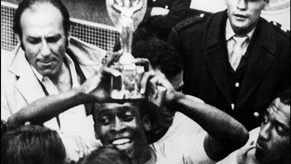 Pelé a masszőr, Pelé a király, Pelé a fenomén