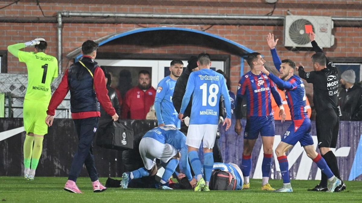„Románia nevetség tárgyává vált Európában” – a futballisták tolták le a pályáról a mentőt + videó