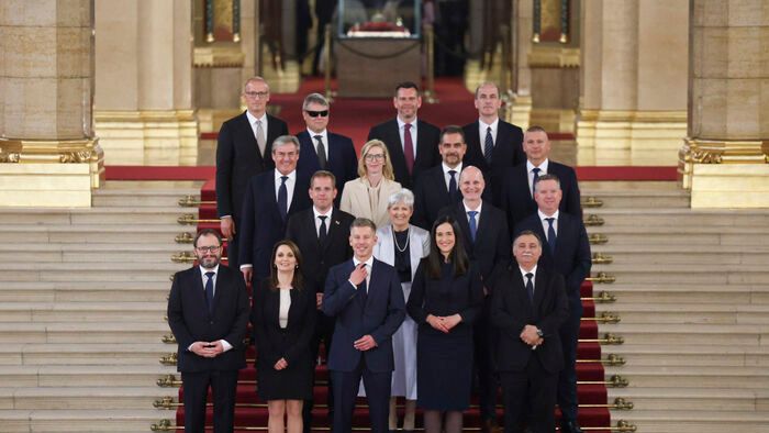 Tisza kormány miniszterei
Magyar Péter
családi fotó
Országgyűlés Parlament