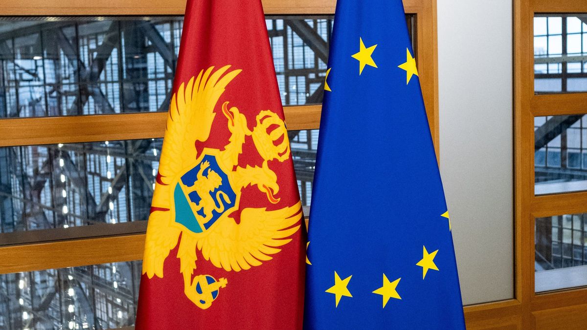 A korrupciós botrányba süllyedő Zelenszkijék hatalmas pofont kaptak Brüsszeltől, megelőzték Ukrajnát