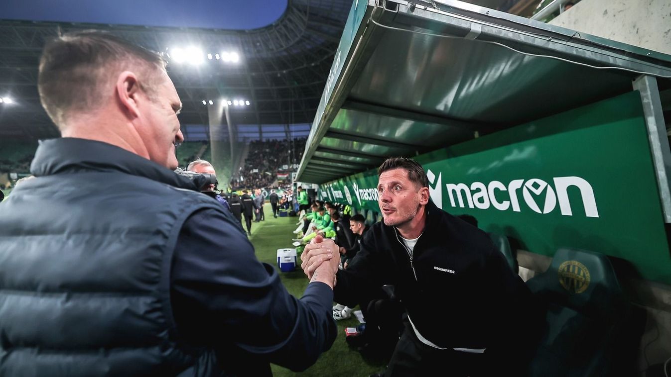 Előttem az utódom? Robbie Keane gratulál Borbély Balázsnak, aki az ír után és Détári Lajos óta az első magyar edző lehet a Fradi élén