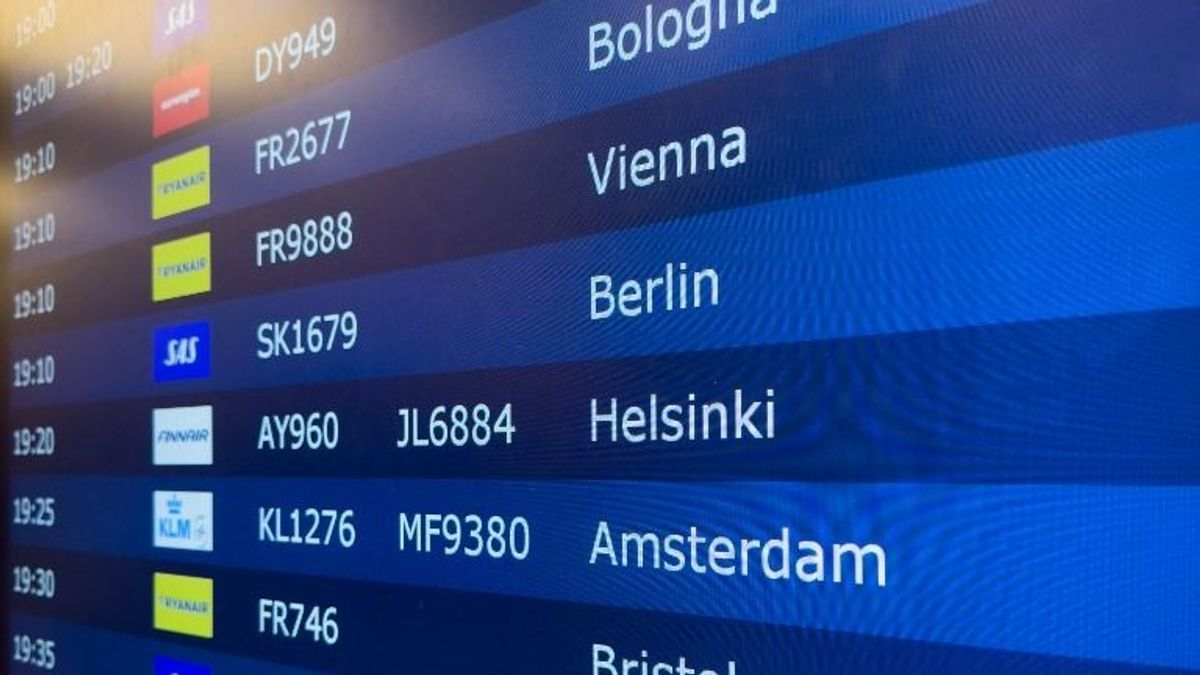 Ideiglenesen leállították a légi forgalmat Helsinki repülőterén