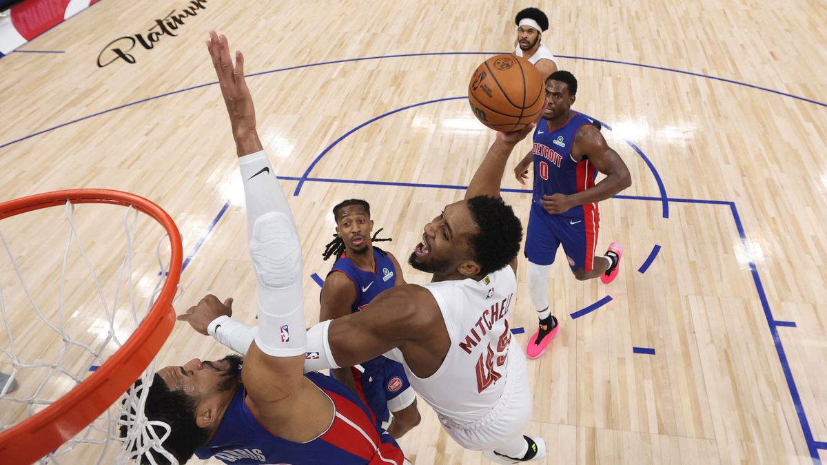 Évtizedes NBA-átkot tört meg a Cleveland kosarasa Detroitban
