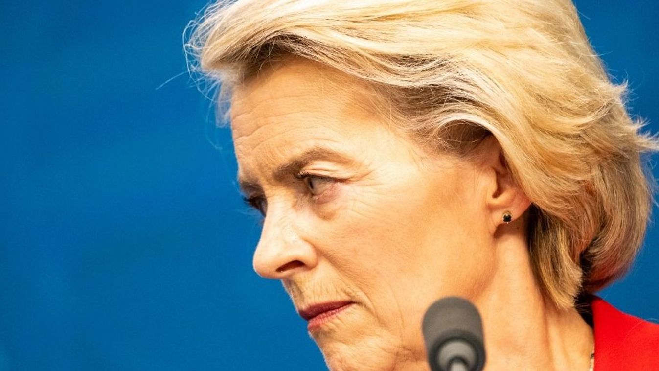 Egyre duzzad az Ursula von der Leyen körüli botány
