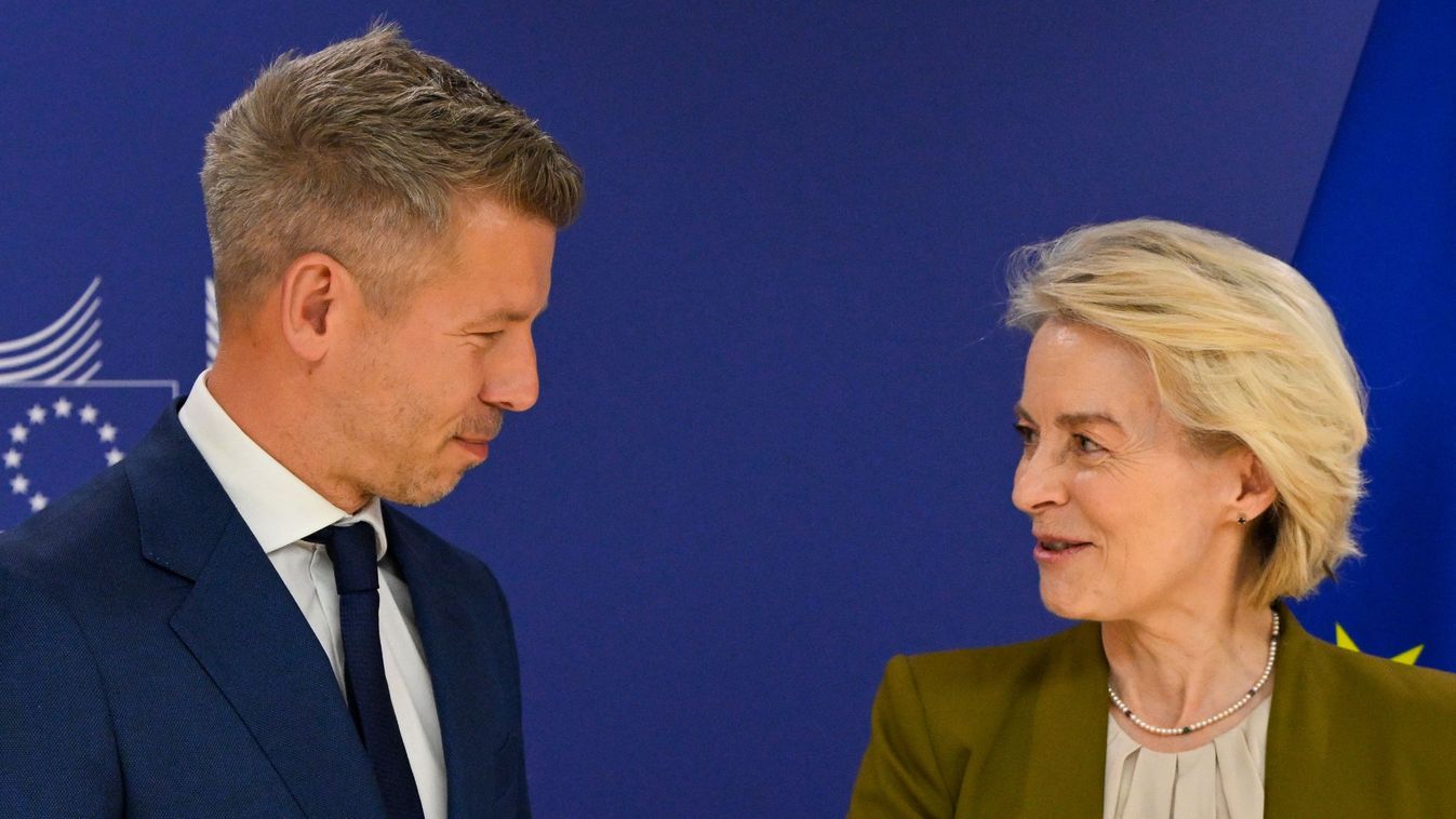 Magyar Péter miniszterelnök és Ursula von der Leyen, az Európai Bizottság elnöke (Fotó: AFP)
