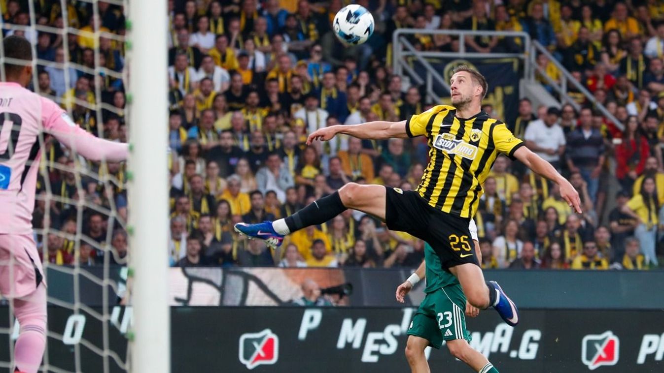 Varga Barnabás akcióban a hétvégén az AEK Athén–Panathianikosz görög bajnokin, itt nem szerzett gólt