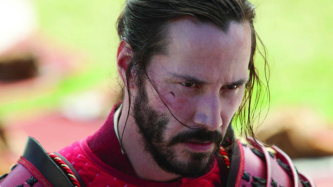 Keanu Reeves korábban a 47 Ronin című filmben dolgozott együtt a rendezővel, ami méretes bukásnak bizonyult.