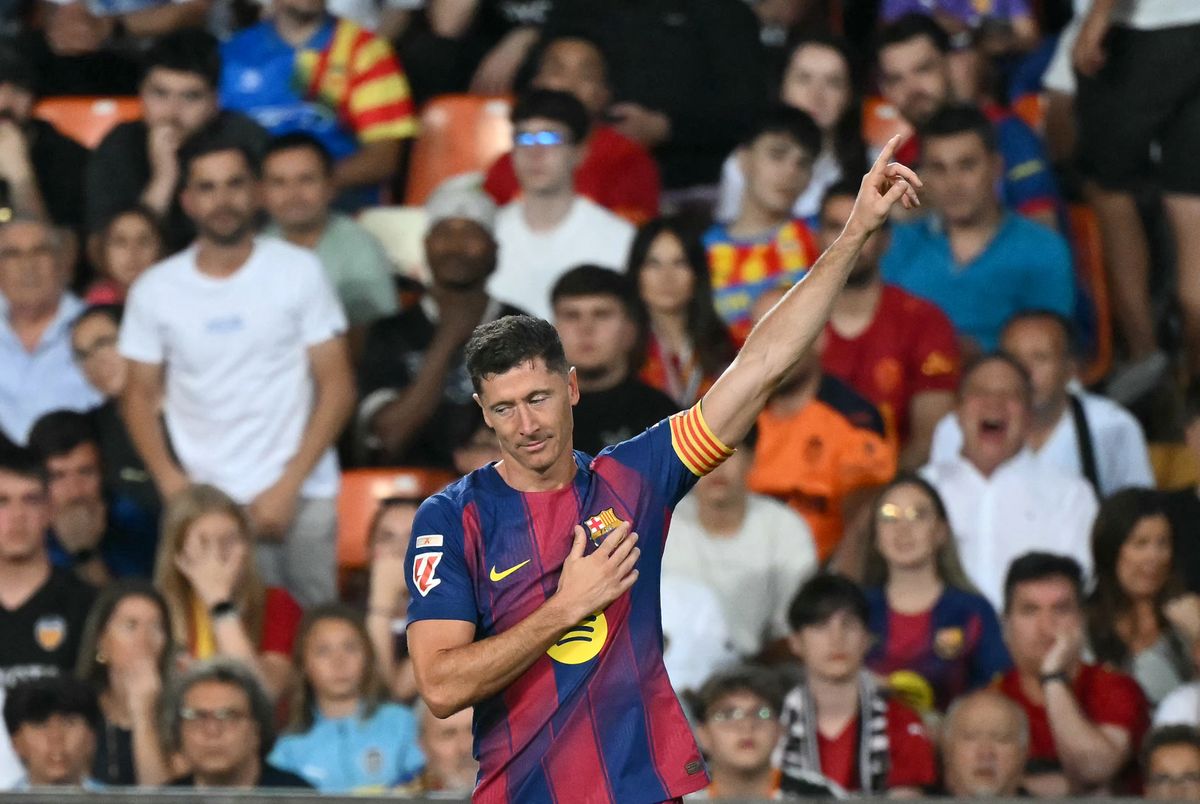 Robert Lewandowski így ünnepelte az utolsó gólját a Barcelona színeiben