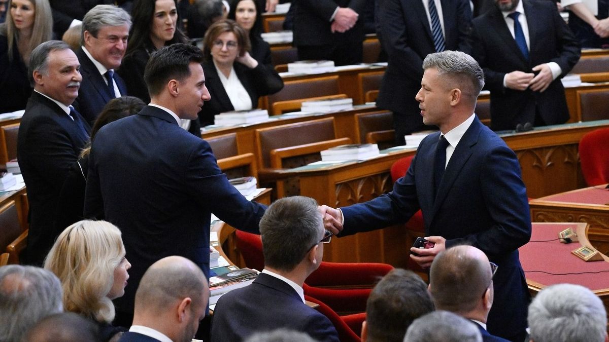 Kezdődik: eltűnt a Tisza Párt szja-kalkulátora