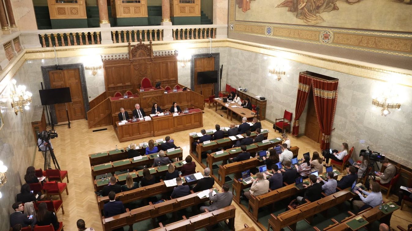 bizottsági meghallgatások

Hatlaczki Balázs