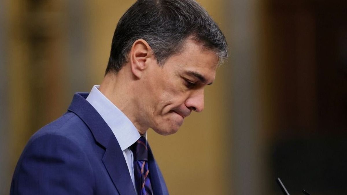 Tízezrek követelték Pedro Sánchez és kabinetjének lemondását