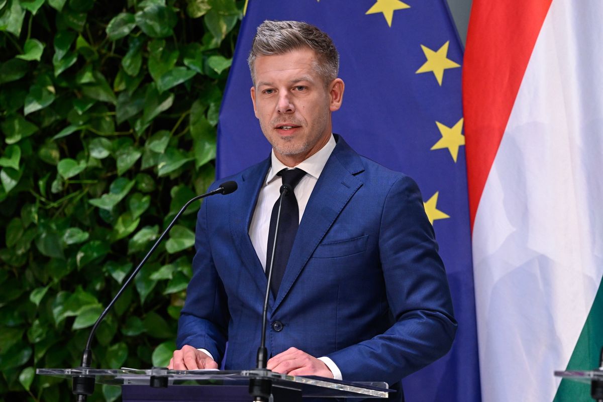 Budapest, 2026. május 18.
Magyar Péter miniszterelnök a kormányülés után tartott sajtótájékoztatón a Miniszterelnökségen 2026. május 18-án.
MTI/Hegedüs Róbert