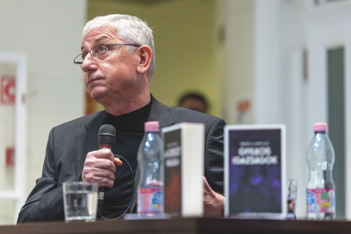 20251201 Budapest
Gyurcsány Ferenc a Gyilkos igazságok című regényének bemutatója.
fotó: Polyák Attila (PA)
MW