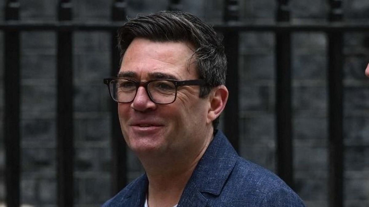 Starmer pozíciója megingott: már a miniszterelnök leváltásáról beszélnek Londonban