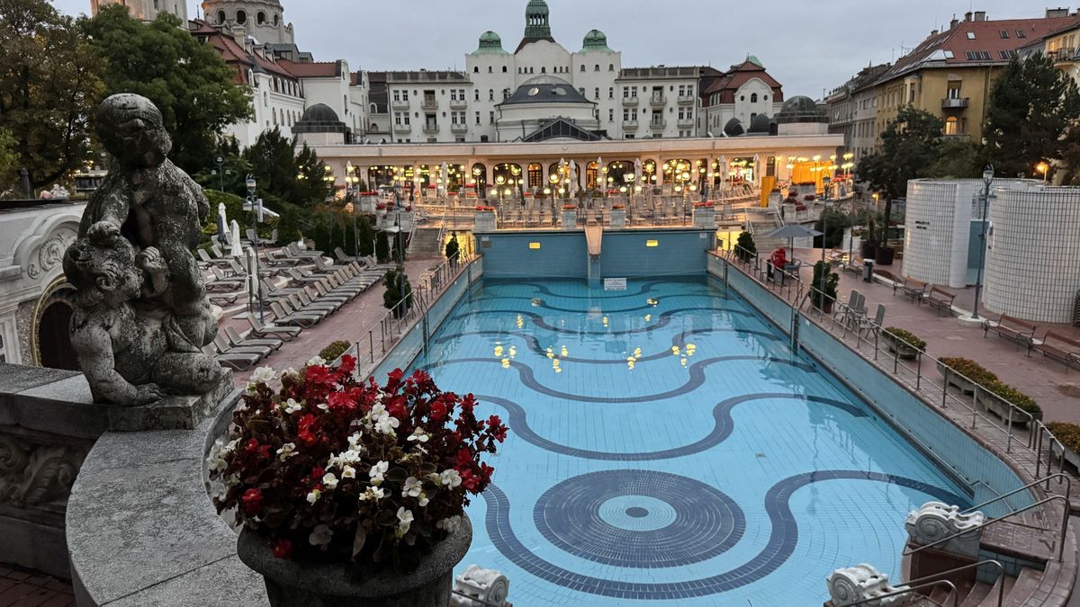 20250925 Budapest
Felújítás előtt a Gellért Gyógyfürdő és Uszoda

Fotó: Kallus György LUS
MW