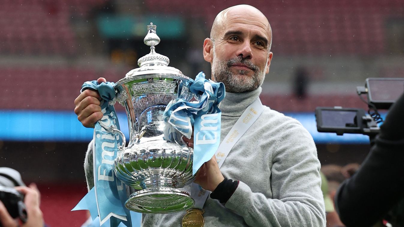 Pep Guardiola utolsó trófeája a Manchester City élén: májusban az FA-kupát nyerte meg a csapattal a Chelsea ellen
