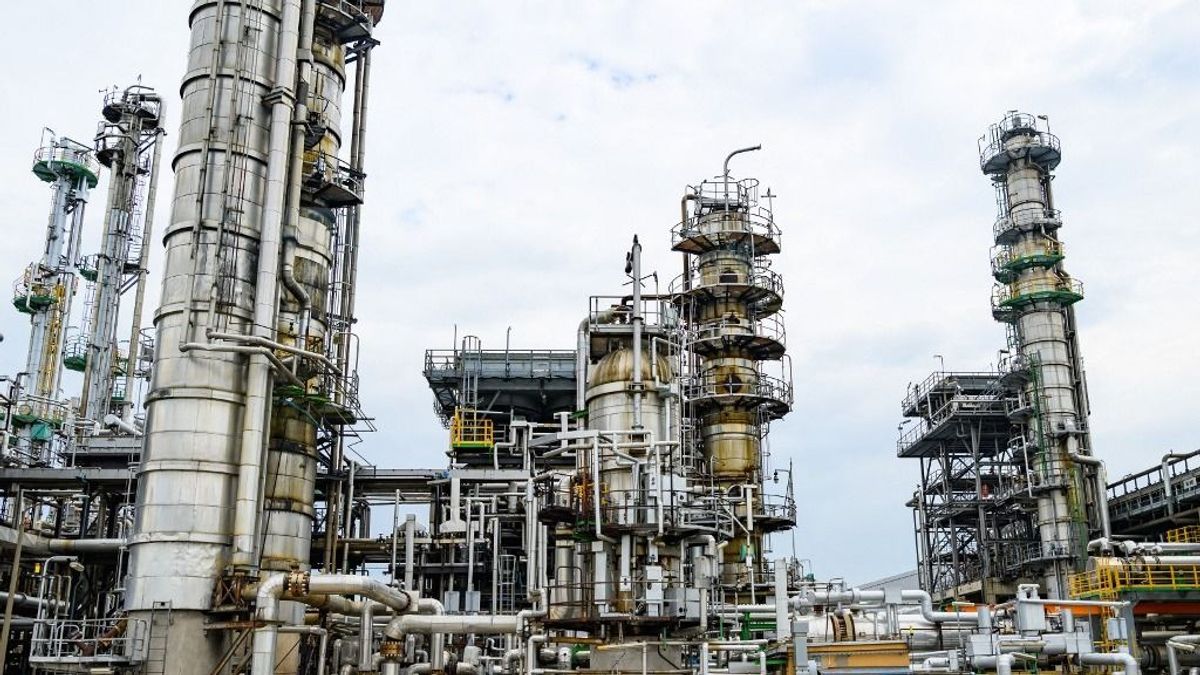 Tűz és robbanások: újból célkeresztbe került az orosz energetikai létesítmény