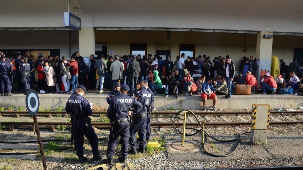 Becslések szerint jelenleg mintegy 800 ezer muszlim él az országban, ami a lakosság 9 százaléka