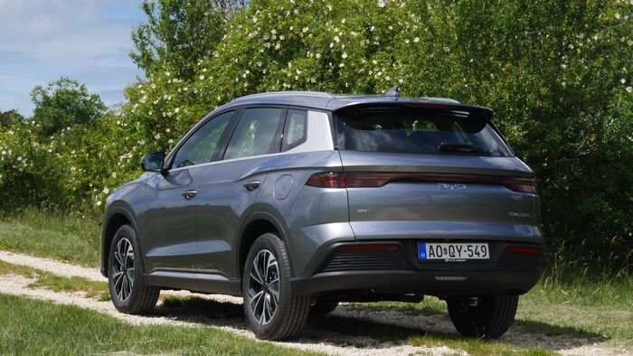 BYD Sealion 5