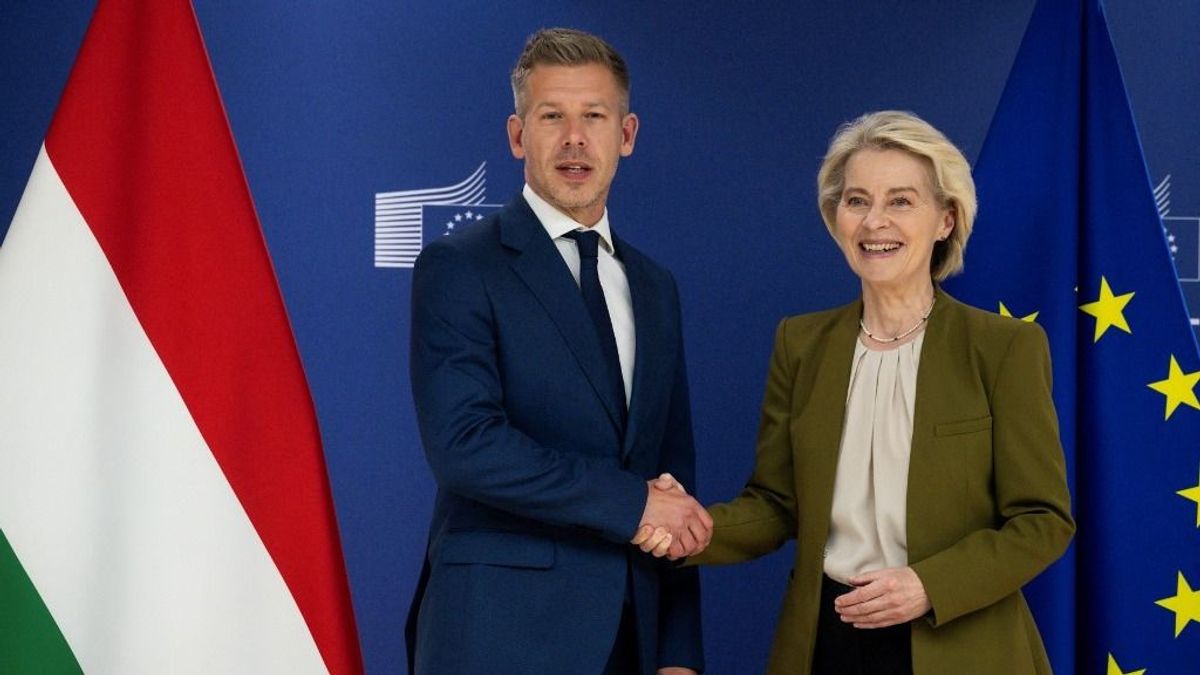 Ursula von der Leyen gratulált Magyar Péternek