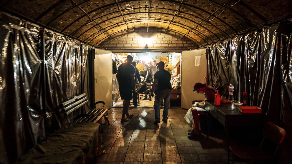 A háború valósága: túlélők a pokolból egy megrázó videóban