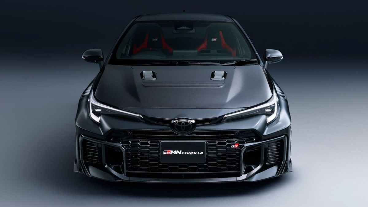 Csak két ülése van a legsportosabb Toyota Corollának
