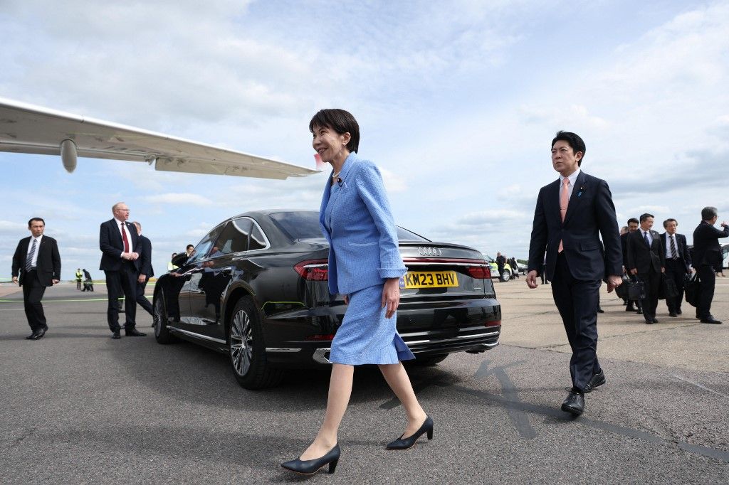 Japanese Prime Minister Sanae Takaichi departs for Italy after completing her schedule in the UK to meet British Prime Minister Keir Starmer at Stansted Airport, London, United Kingdom on June 14, 2026. ( The Yomiuri Shimbun ) (Photo by Pool for Yomiuri / The Yomiuri Shimbun via AFP)