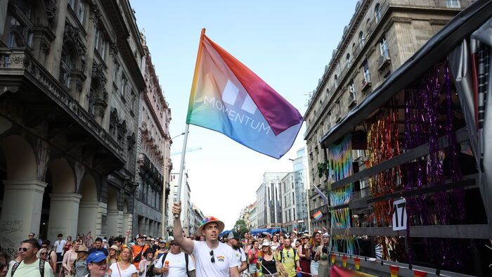 Pride felvonulás Momentum