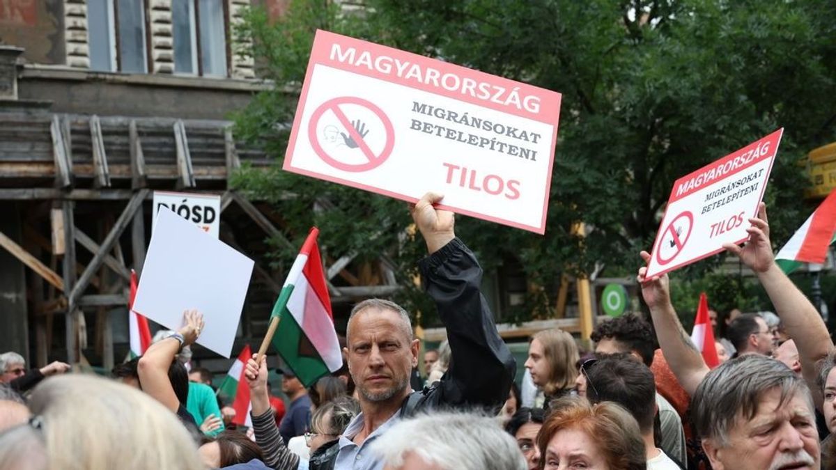 Orbán Supporters Rally Against EU Migration Pact in Hungary