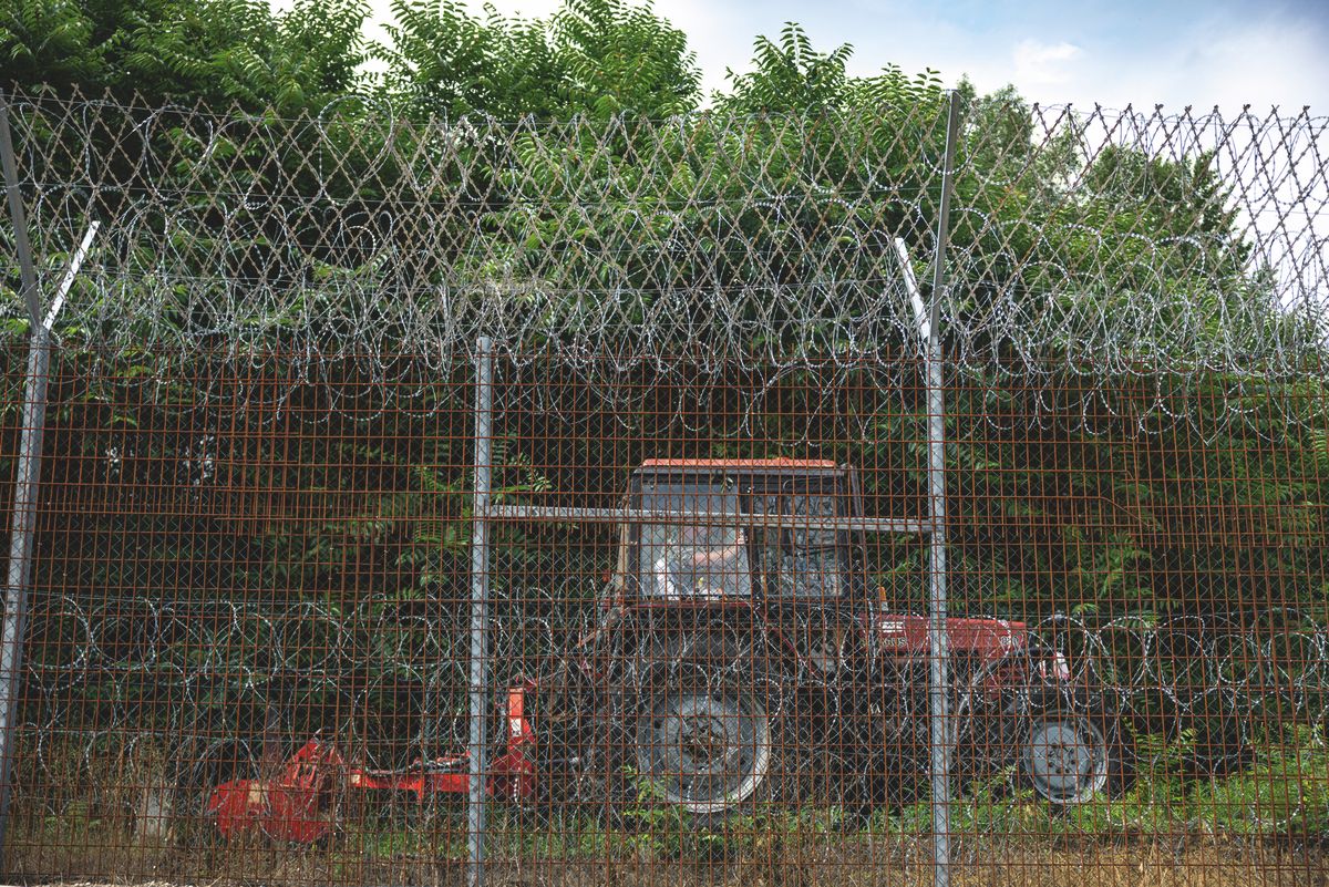 20260624 Röszke
A röszkei határkerítés (ideiglenes műszaki határzár) a magyar-szerb határon.
fotó: Polyák Attila (PA)
MW