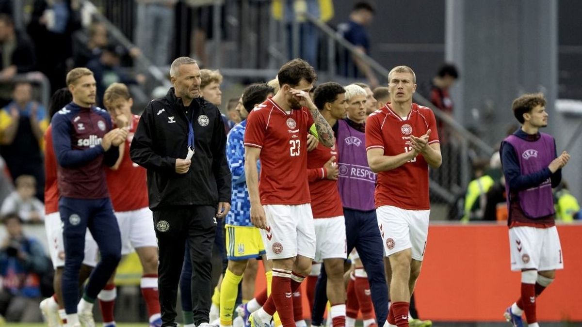 Dráma a dán válogatott meccsén - megint összeesett Christian Eriksen - videó