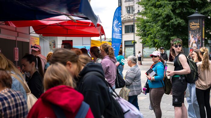 Könyvhét Vörösmarty tér
